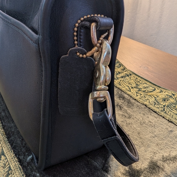 Vintage COACH Companion Bag Style #9300 Pre 1994 classic  - Picture 5 of 8